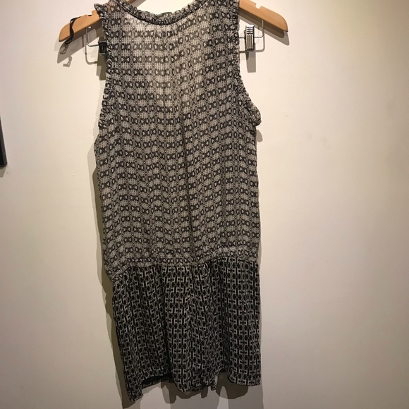 Zara geometric print black & white romper - Picture 3 of 3